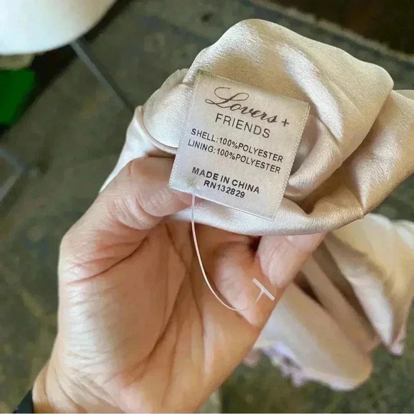 Lovers + Friends Sun Room Button Ruffle Midi Dress Pirple Lilac Size Small - Picture 6 of 8